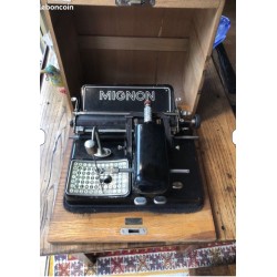 Machine à écrire a index Mignon