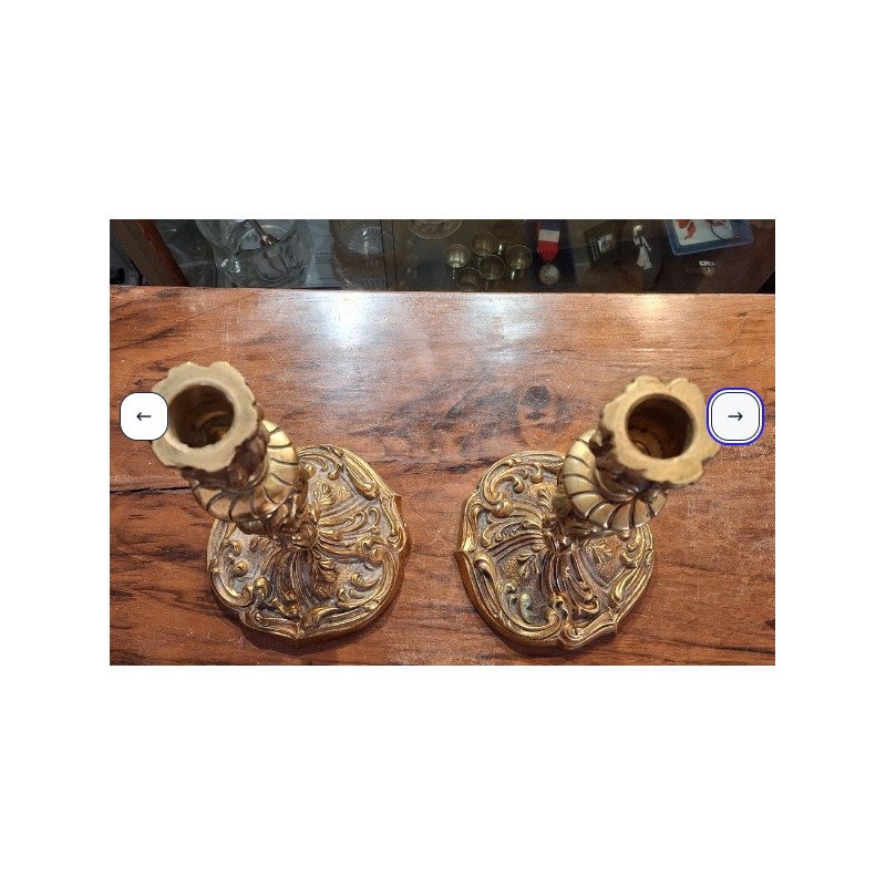 Paire de bougeoir en bronze dore style Louis XV