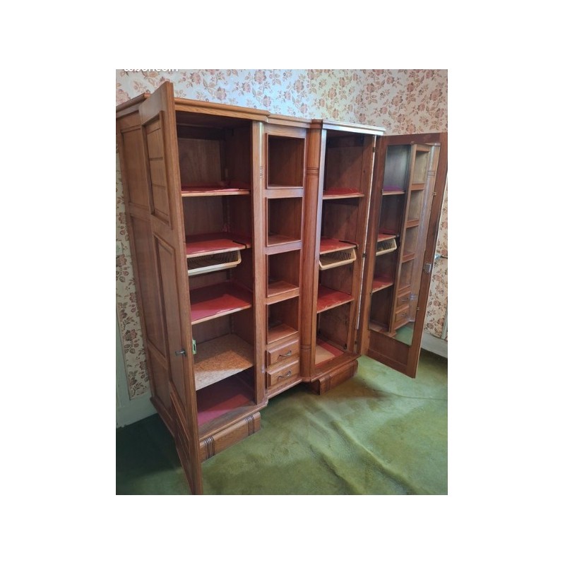Armoire