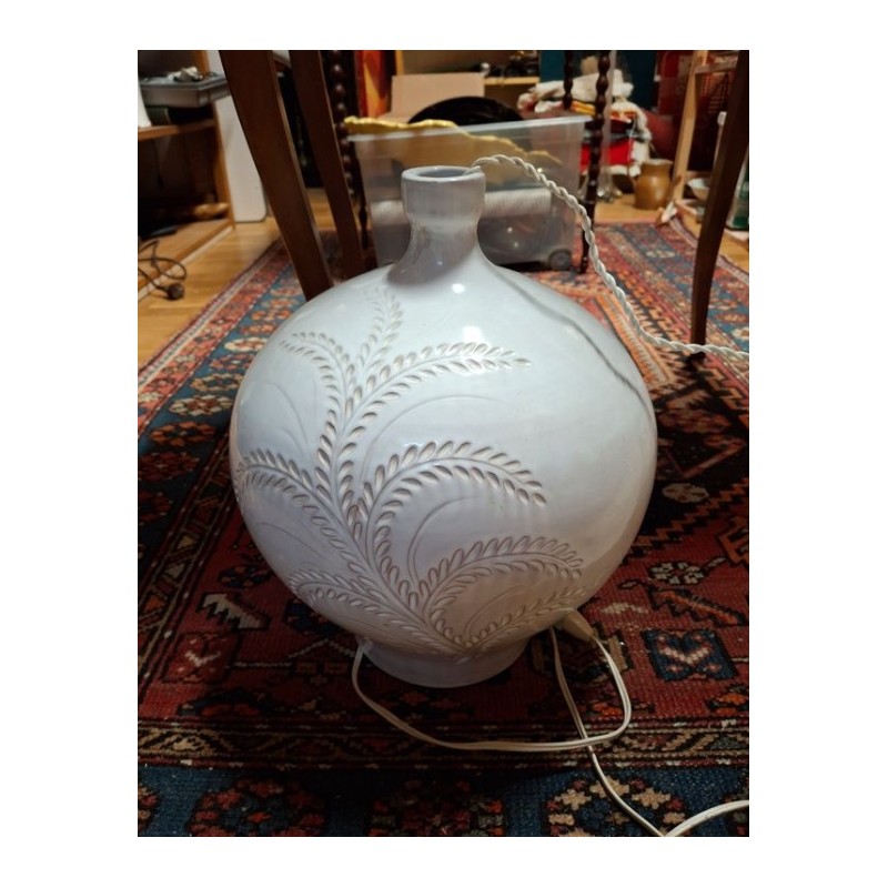 Vase en grès emaillé blanc monte en lampe