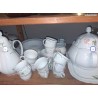 Service de vaisselle Pate de Limoges 94 pièces