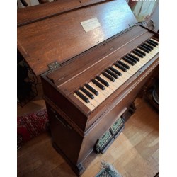 Harmonium en bois naturel