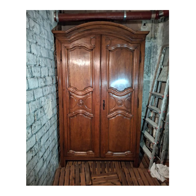 Armoire ancienne